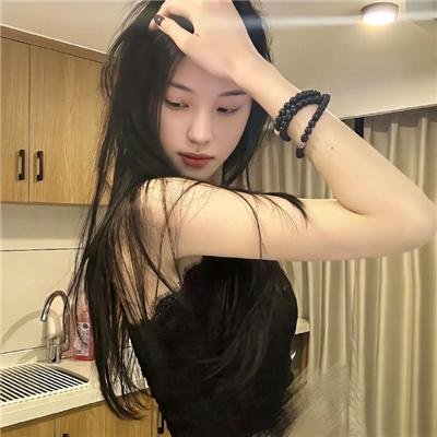他的摩托，她的岛